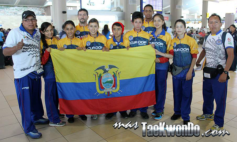 Equipo cadetes de taekwondo de Ecuador