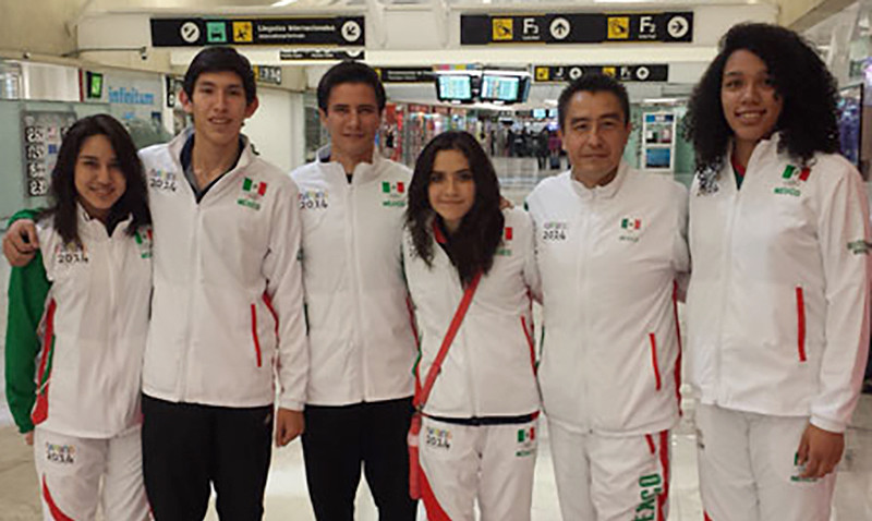 Equipo juvenil de Taekwondo que va a los YOG Nanjing 2014