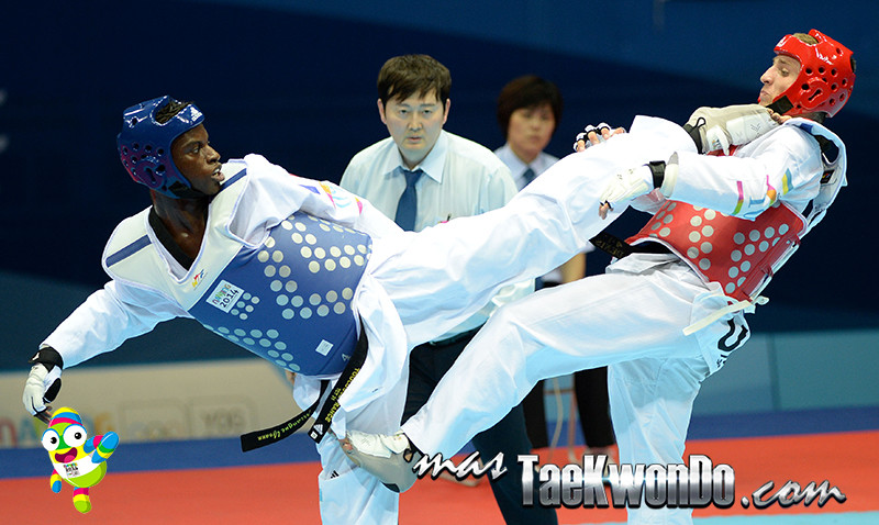 Yoann Miangue (FRA) y Denys Voronovskyy (UKR)