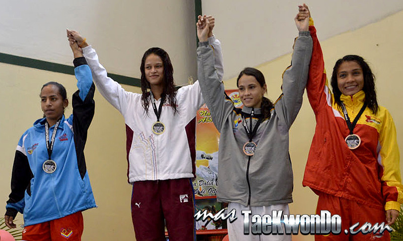 Podio F-49, II Válida Nacional Campeonato Absoluto de Taekwondo