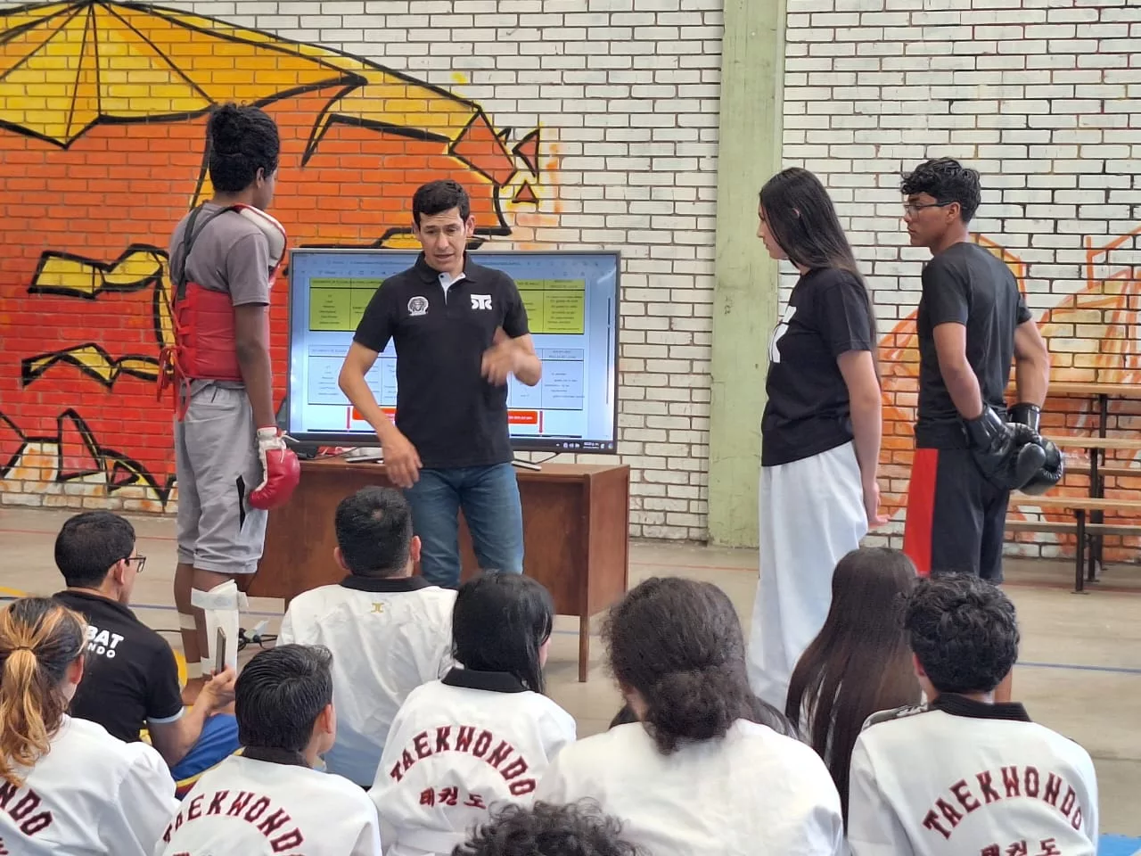 Kombat-Taekwondo-Colombia-4-jpeg.webp